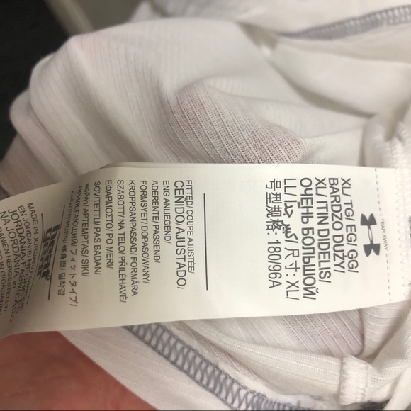 NWT Under Armour men’s running dryfit - Picture 4 of 4